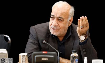 خبرنگار می‌تواند عملکرد یک دوره را به بخشی از حافظه تاریخی جامعه تبدیل کند