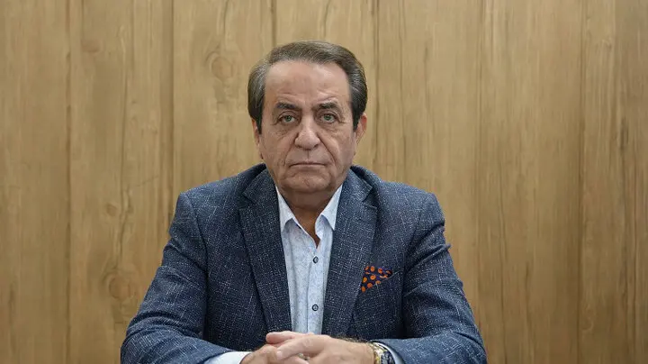 دو نیروی متضاد در بازار طلا؛ اونس صعودی و دلار نزولی محمد کشتیآرای