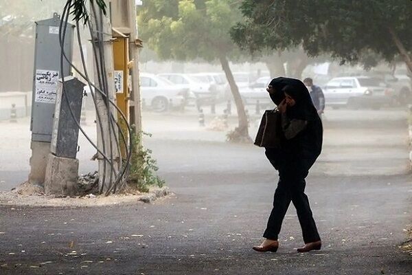 رگبار و رعد و برق در شمال و جنوب کشور و وزش باد شدید در تهران