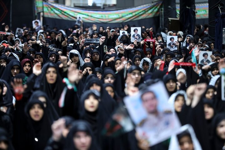 مراسم عزاداری اربعین هیأت‌های دانشجویی در جوار محل شهادت رهبر انقلاب