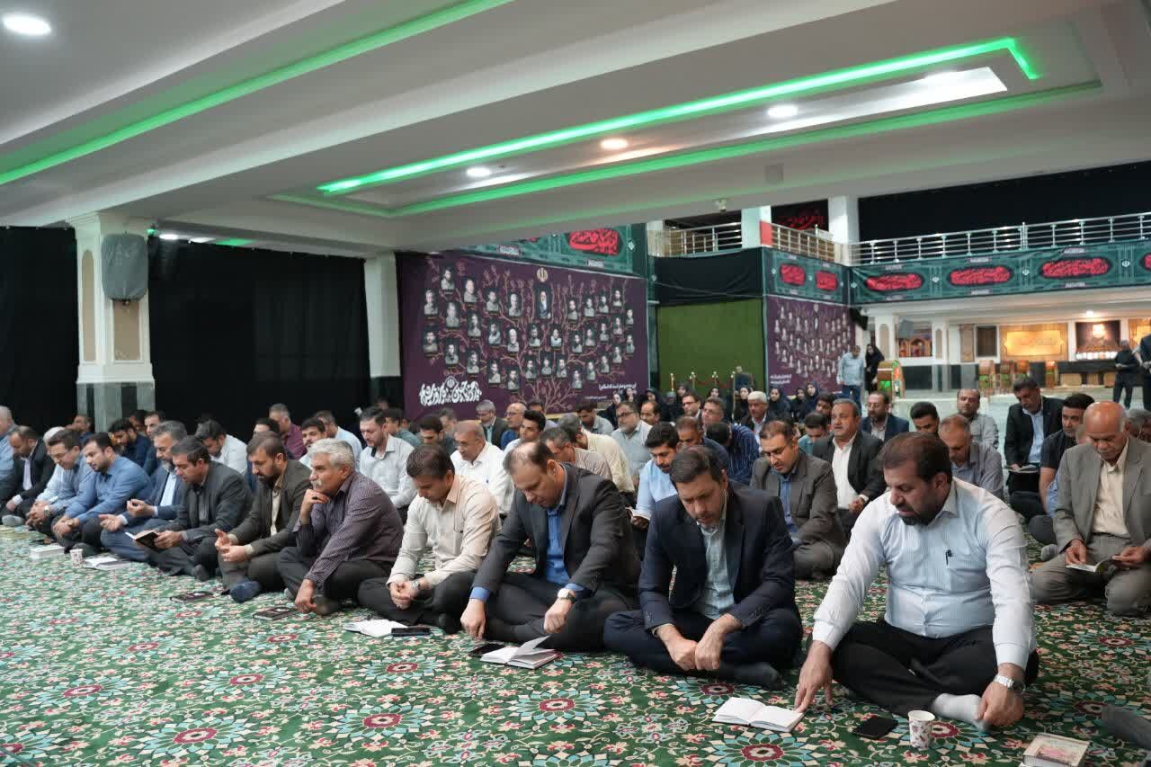 ویدئو| تجدید میثاق مدیرکل و کارکنان راهداری و حمل و نقل جاده ای خوزستان با آرمان‌های شهدا در هفته دولت