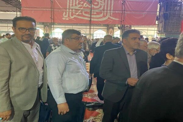 پاسخگویی بی واسطه مدیرکل راه و شهرسازی خوزستان در مصلی نماز جمعه اهواز