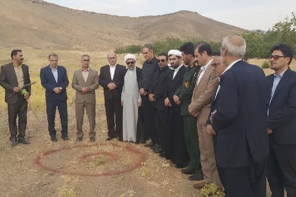 کلنگ‌زنی مجتمع خدماتی رفاهی کاسیت در آزادراه خرم‌آباد ـ اراک