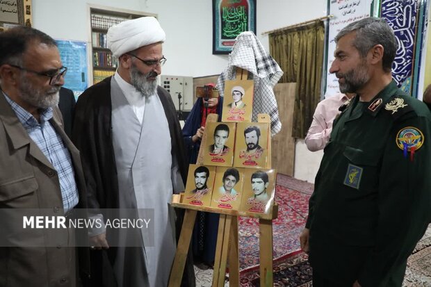 ۳۲ کتاب از خاطرات شهدای خورزان دامغان رونمایی شد