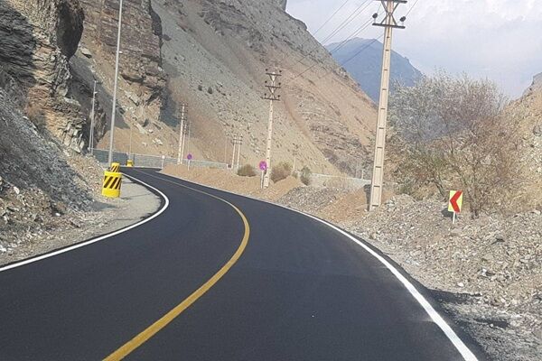 اجرای بیش از یک‌هزار و ۳۰۰ کیلومتر خط‌کشی در محورهای مواصلاتی البرز/گامی مؤثر برای ارتقای ایمنی راه‌های استان