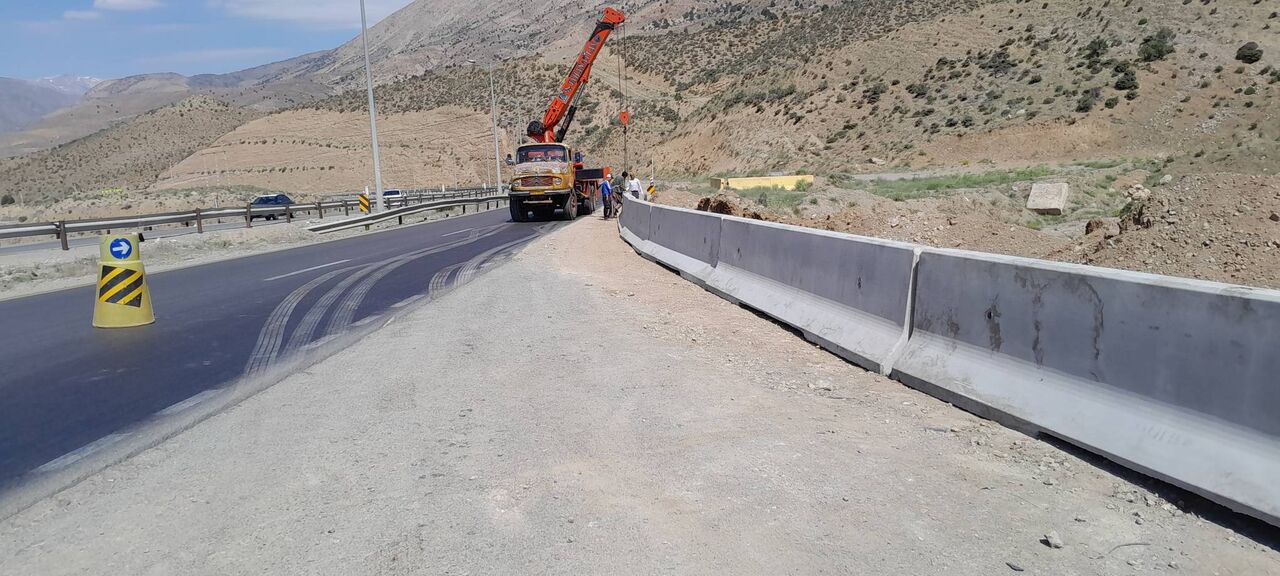 اجرای گسترده اقدامات ایمنی در محورهای مواصلاتی همدان
