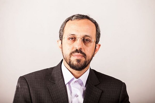 احدیان: هم جنگ و هم مذاکره برای ایجاد بازدارندگی است