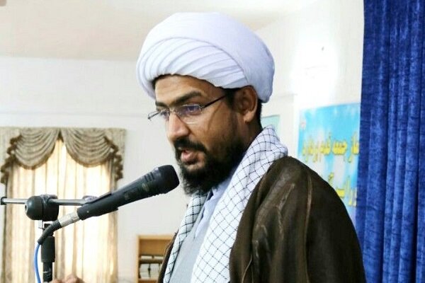 امام‌جمعه نیمروز: سرنوشت طرح‌های آبی سیستان برای مردم روشن شود