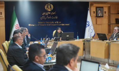ببینید | نشست وزیر راه و شهرسازی با هیات مدیره شرکت عمران شهرهای جدید و مدیران عامل شهرهای جدید