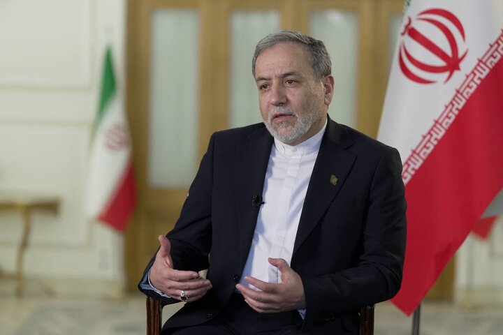 دیدار عراقچی با وزیر امور خارجه مالی در نیویورک