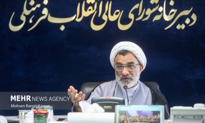 ما بمب اتم نمی سازیم چون رهبر شهید ما آن را حرام اعلام کرده است