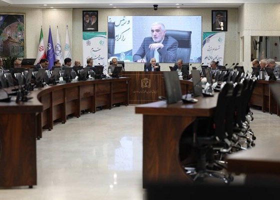 نمی‌توان بازار دارو را با تأخیر در پرداخت‌های بیمه‌ای اداره کرد