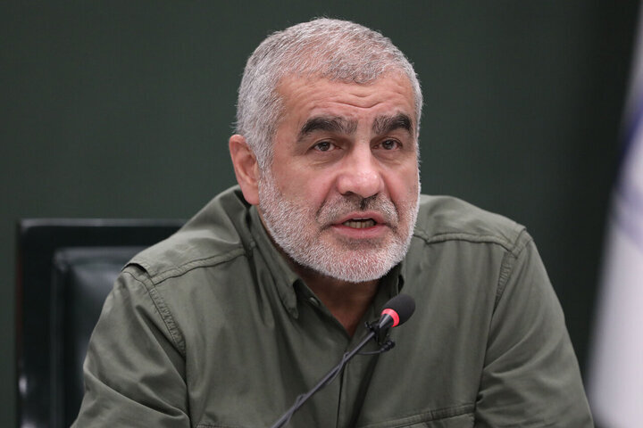 نیکزاد: بازگشایی حضوری مدارس و دانشگاه‌ها یک پیام راهبردی است