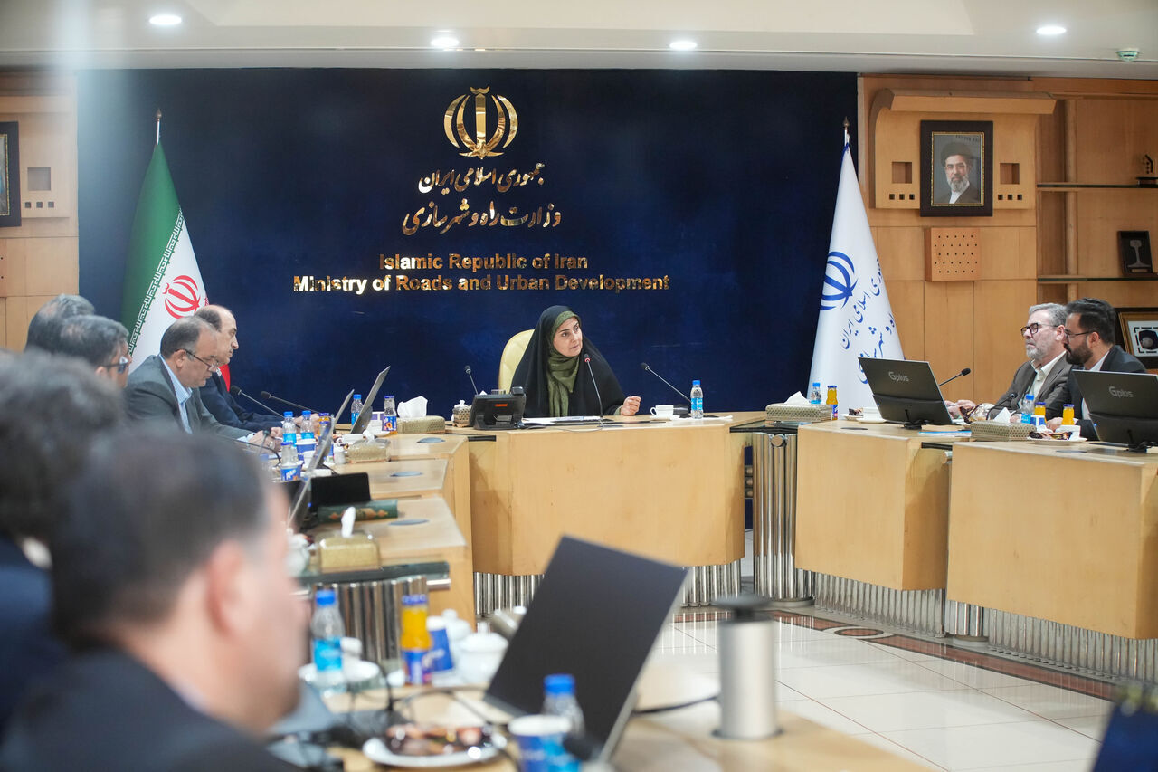 وزیر راه و شهرسازی :مسکن های «مهر» و «ملی» به متقاضیان واقعی برسد