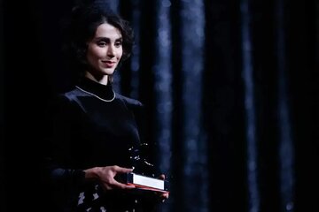 پای لاله مرزبان به بیانیه «شورای عالی انقلاب فرهنگی» باز شد/ انتقاد از آن‌چه «فروکاستن تصویر زن به کلیشه‌های دلخواه محافل غربی» خوانده شده است