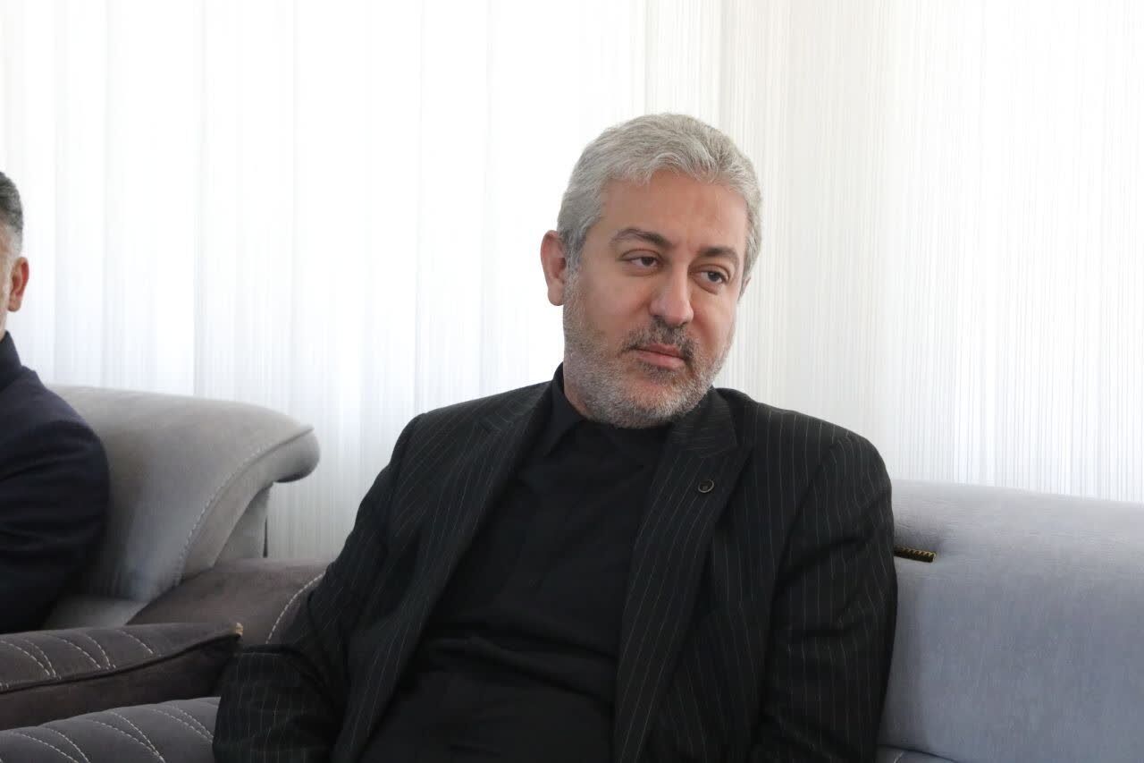 پیشتازی راه و شهرسازی آذربایجان‌غربی در احداث ۶۰۰ کیلومتر راه و الحاق ۱۰۰۰ هکتار زمین/ برنامه‌ریزی افتتاح ۵۵۰۰ واحد مسکونی تا دهه فجر