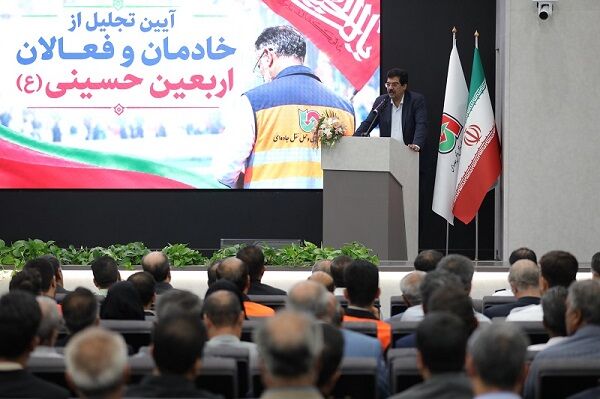ببینید| تجلیل از خادمان و فعالان اربعین و دهه پایانی ماه صفر در خراسان جنوبی