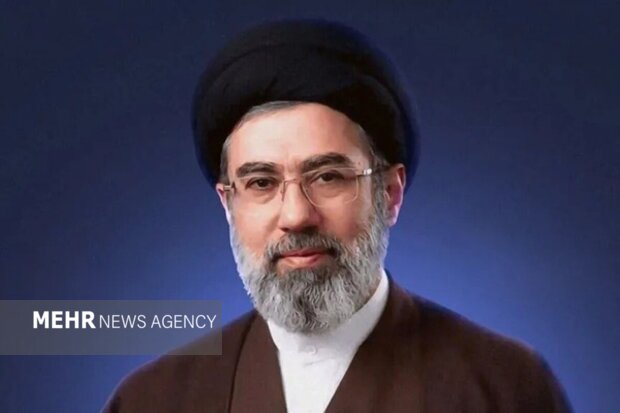 رهبر انقلاب: نماز پشتوانه جهاد و فتح و ظفر در مبارزه امروز ملت است