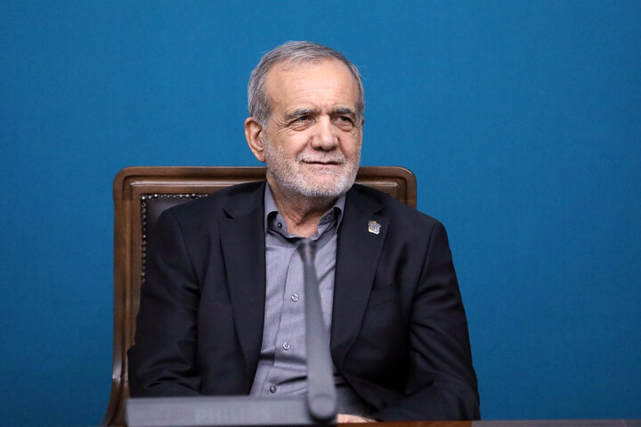 پزشکیان: باید ایران را با اتحاد به جایگاه اصلی خود برسانیم